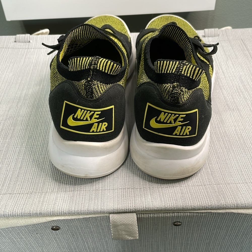 Nike Men's Air Sockracer Flyknit Running Shoes Size 10.5 Yellow Strike - Picture 8 of 9